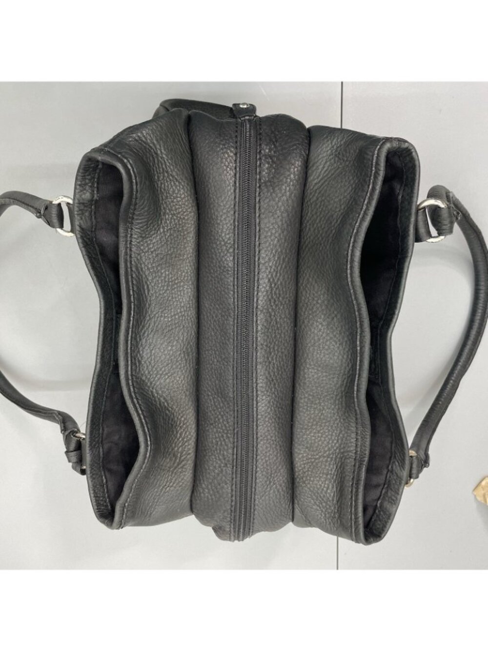 Fossil Satchel Shoulder Bag Tote 3 Compartment Supple Soft Pebbled Leather Black - Picture 4 of 15